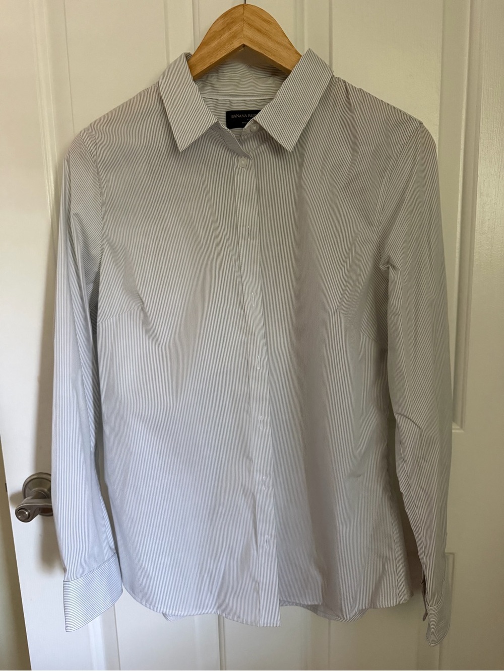 New Banana Republic Light Gray Pinstripe Button-Down Shirt